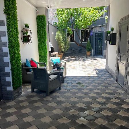 Comfortable Apartment Комфортные Апартаменты Self Check In Ereván Exterior foto